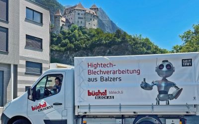 Lieferwagen der BBlech AG